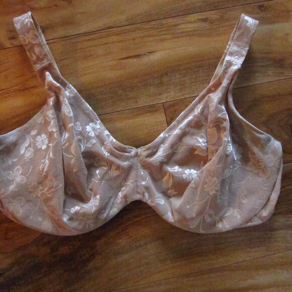 SOMA Beige lace EMMA Minimizer Underwire Bra Size 40DDD - Picture 1 of 6